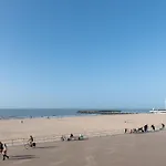 In With Sea Views Apartamento