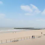 In With Sea Views 公寓