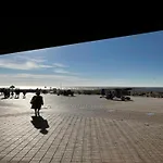 In With Sea Views 奥斯滕德