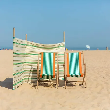 Apartment In With Sea Views